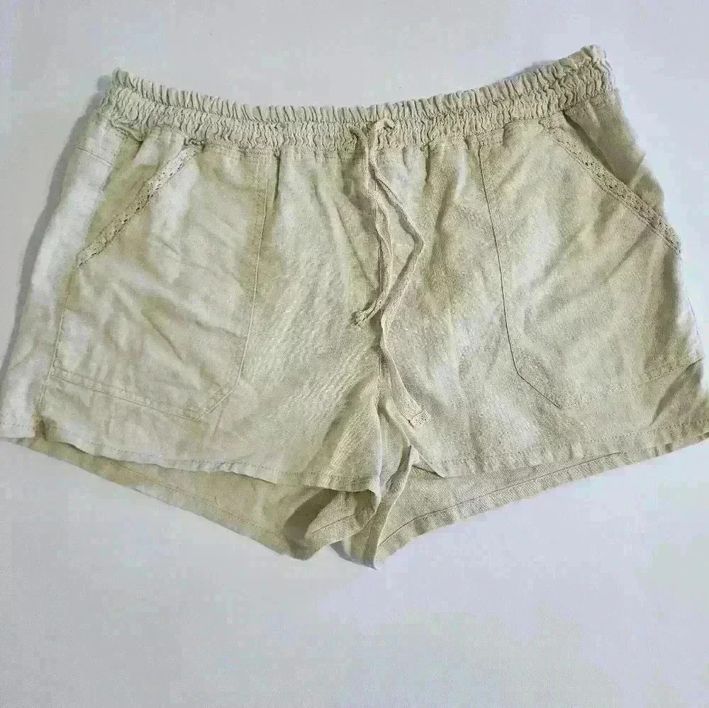 rewind khaki shorts sz LG